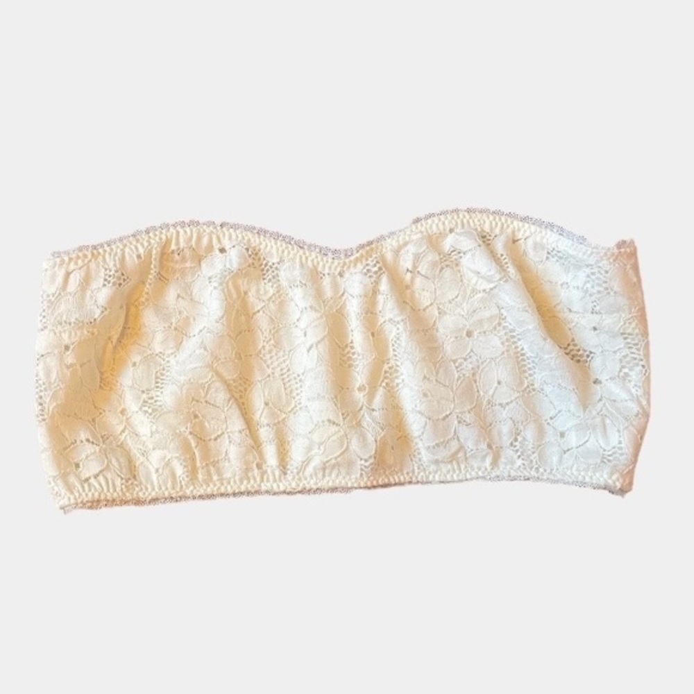 5‎ for $25 ❄️ Annabella Lingerie Lace Bandeau M/L